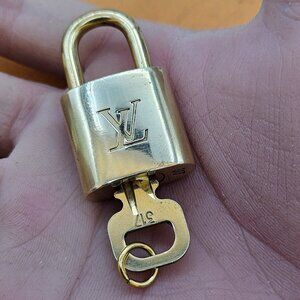 LV Padlock and Key set # 317